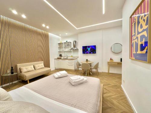 Suite 73