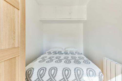Gambetta 20th Bright Apartment for 4 managed by Mey Agency
