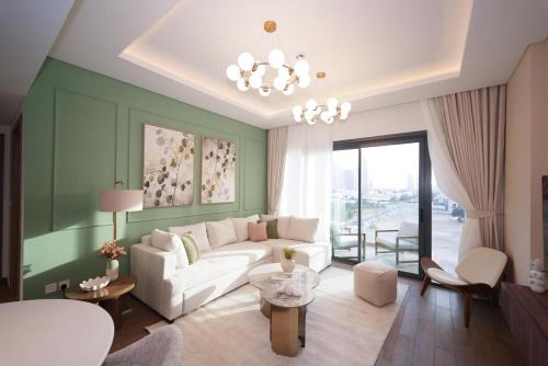 Central Park Luxury 1 Bedroom City Walk Dubai