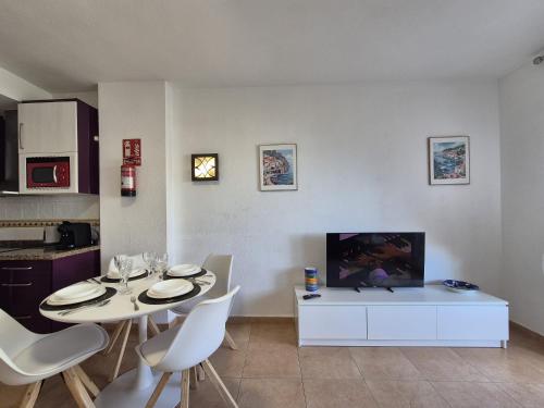 Benal Beach Beautiful 1 bed apt