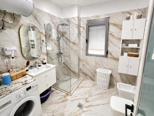 Bany a Deluxe Apartment