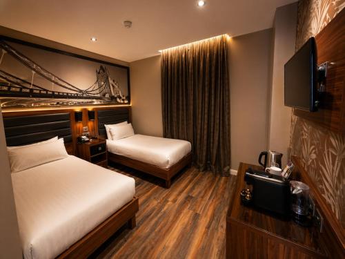 Deluxe Twin Room, with en suite
