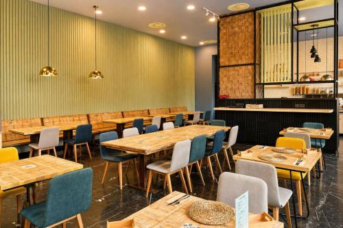voco Madrid - Las Tablas by IHG photo 36