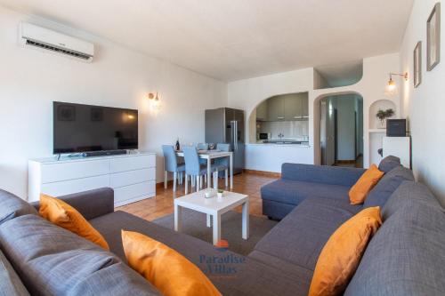 Cozy 1-Bedroom Apartment, Pool, Central Albufeira
