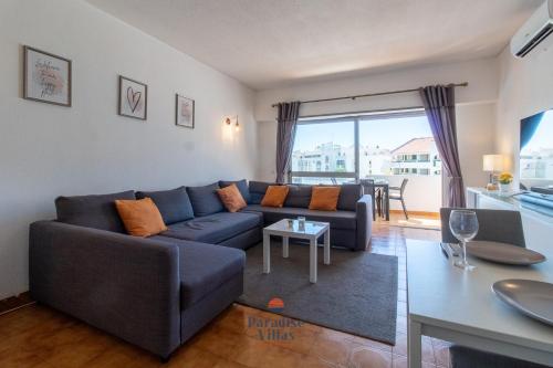 Cozy 1-Bedroom Apartment, Pool, Central Albufeira