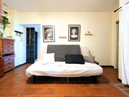 Corral del Conde - Low Cost