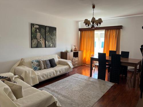 ApartAnita