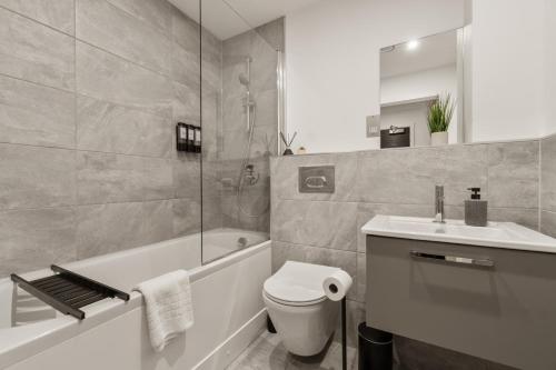 Stylish Modern 2Bed Apartment - Free Parking&Gym photo 4