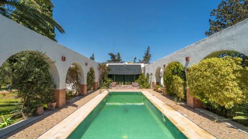 Dar Bechir 3BR Heritage Villa · Pool · La Marsa