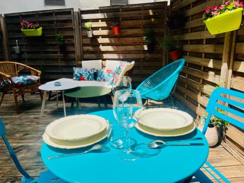 Lovely studio in Center of Avignon with terrace & WIFI