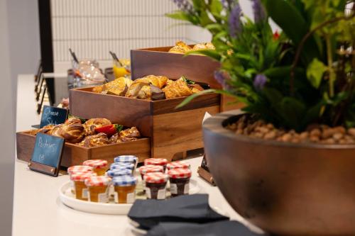 Crowne Plaza Birmingham City by IHG photo 132