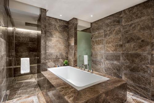 The Hotel Galleria Jeddah, Curio Collection by Hilton