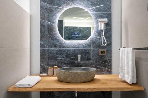 AR ROOMS ROME By RHR