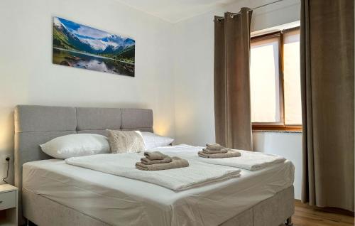 2 Bedroom Amazing Apartment In Fazana