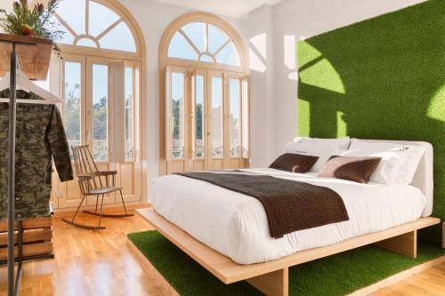 Halcyon Days designer apartments by Ana Locking photo 15