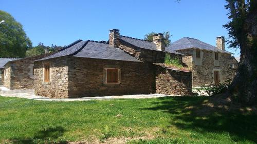 Το κτήριο όπου στεγάζεται  the country house