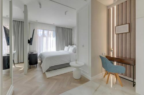 Granary Island Platinium Apartment