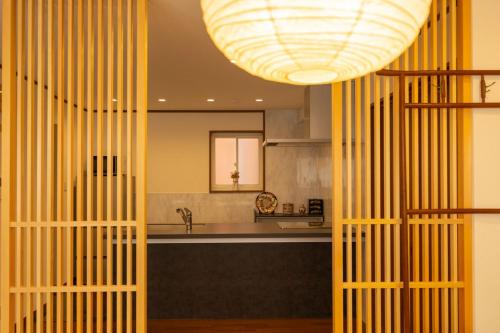 Luxury Japanese Villa丨Family-Friendly丨Fits Groups丨Near Osaka Castle丨450m to Kyobashi丨Rakui