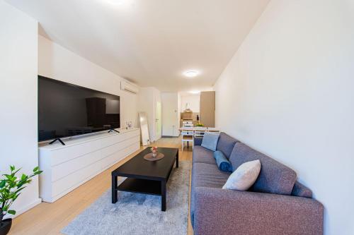 Flexible SelfCheckIns Zagreb 272 - 1 Bedroom Apartment - Loggia - Parking