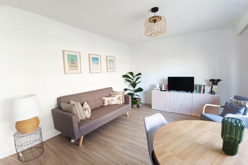 2-rooms apartment - Wifi and balcony