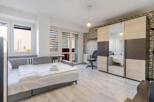 Spodek Comfort Studio by BookingHost