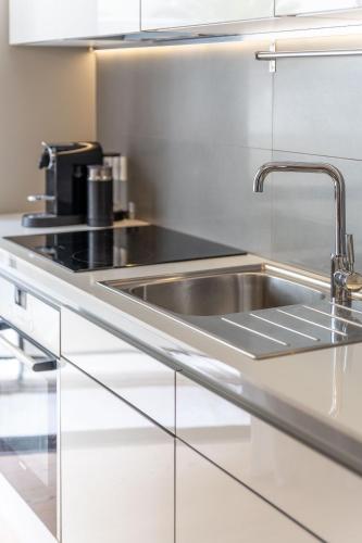 Elegant 2BR Apartment in Kolonaki by UPSTREET