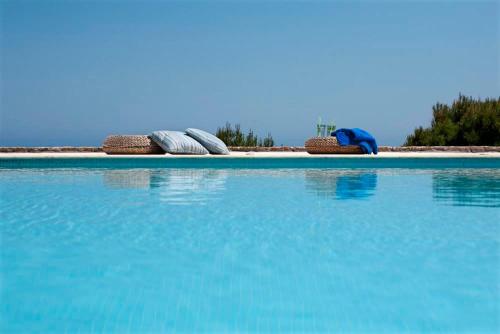 Viewing the AegeanSea-Pool-Garden-Vravrona