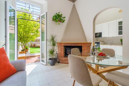 Urban Zen Garden- Entire house with 5 suites