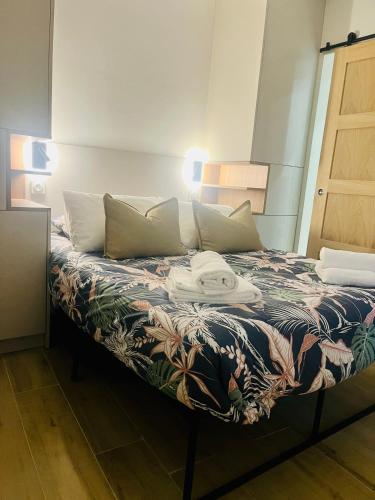 Lovely studio in Center of Avignon with terrace & WIFI