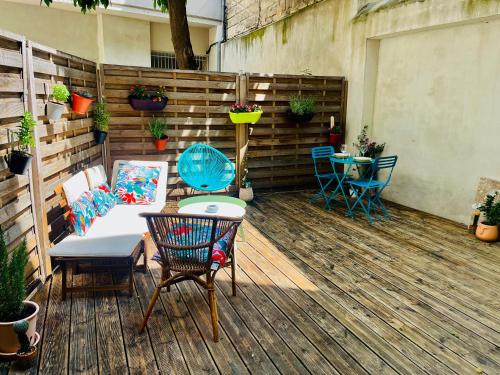 Lovely studio in Center of Avignon with terrace & WIFI