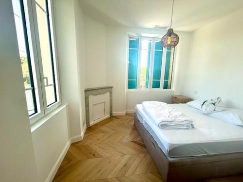 Grand Appartement 4 pièces dans Villa de charme rénovée proche plages et centre ville d'Antibes, Côte d'Azur