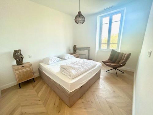 Grand Appartement 4 pièces dans Villa de charme rénovée proche plages et centre ville d'Antibes, Côte d'Azur