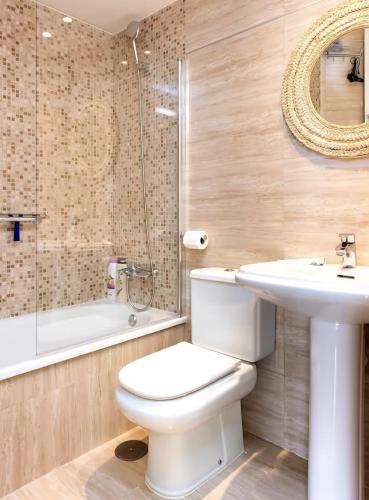 Holidays2Malaga Ventura apartment close old town