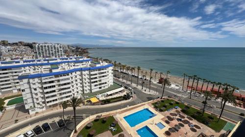 Benalmádena Beachfront, Piscina y Vistas al Mar