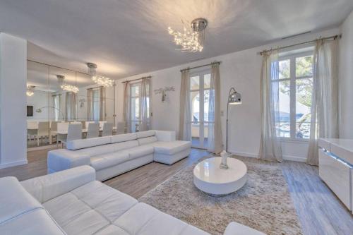 Villa les Romarins au port de Santa Lucia by Sea View Property Rental