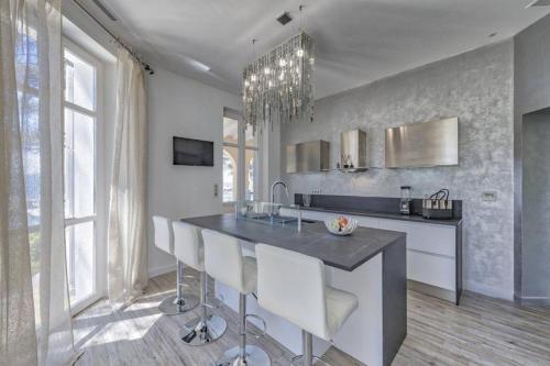 Villa les Romarins au port de Santa Lucia by Sea View Property Rental