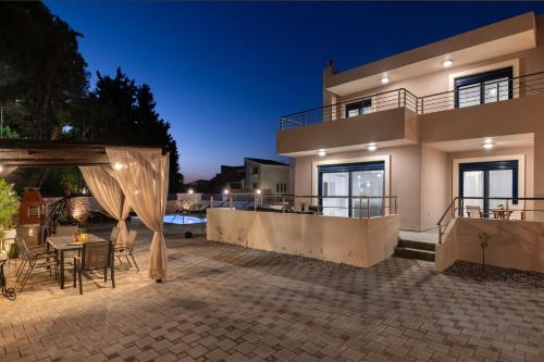 Oasis Luxury Villa 2