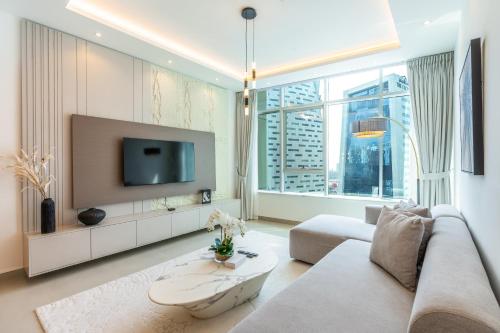 RH - Premium 2BR Apartment with upgraded furniture