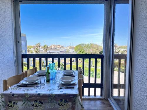 Studio Falaise terrasse, parking, proche plage