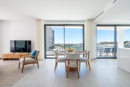 Sunlit Vista - Panoramic Balcony with Sea View