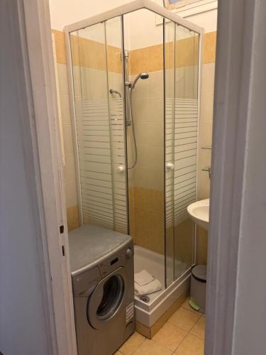 Walking to Vatican - Cozy Apartment in Trastevere