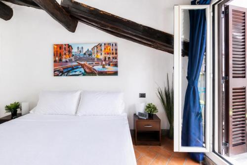 Elegant Stay - Corner to Trevi fountain