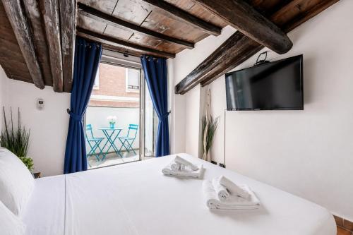 Elegant Stay - Corner to Trevi fountain