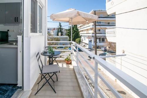 Capsule City House - Modern Apartment near Rhodes Marina, Old Town and Beach