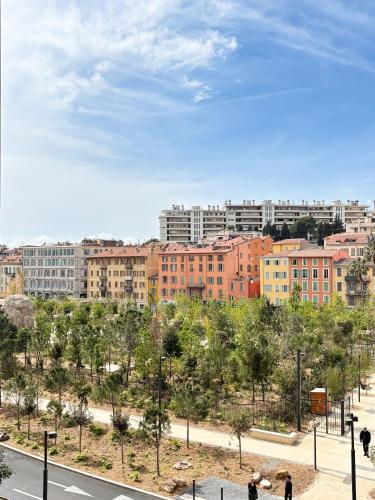 Garibaldi 2 Bedrooms, 2 Bathrooms, AC