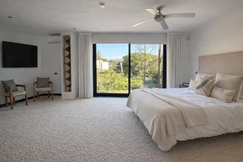 3320 Villa Karma