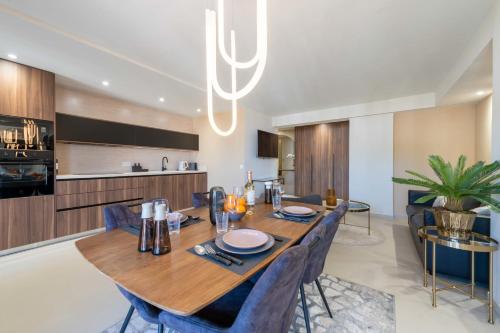 2-Br Apartment Terrace Cannes City Centre