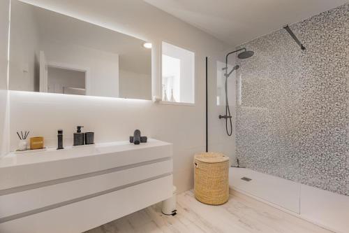 3128 Beachfront Casa Luna in Aldea Beach