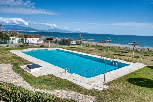 3128 Beachfront Casa Luna in Aldea Beach