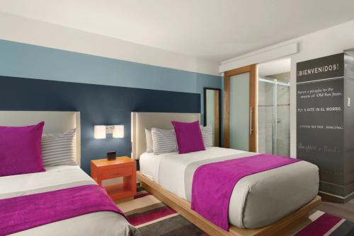 Katil atau katil-katil dalam bilik di TRYP by Wyndham Isla Verde